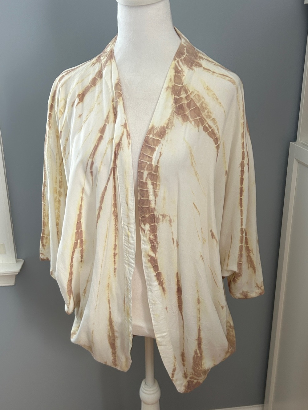 Ava Sky Hawaii Tie Dye Cardigan Open Front Wrap Cover Up Large Resort Wear Cream